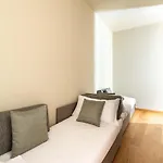 Elical Exclusive Private בית הארחה 4*