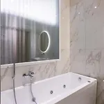 Elical Exclusive Private