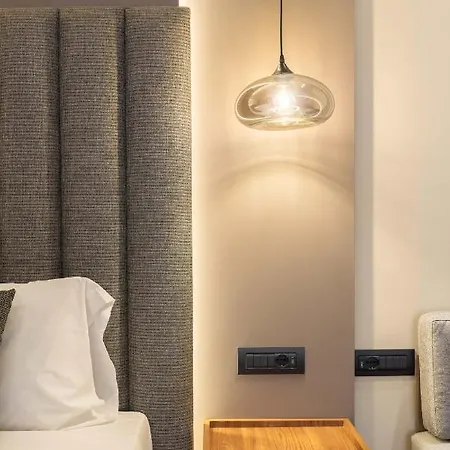 Elical Exclusive Private Guest house