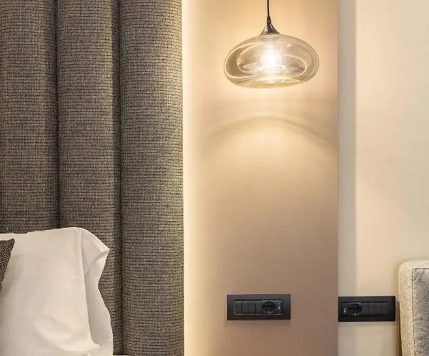 Elical Exclusive Private Guest house