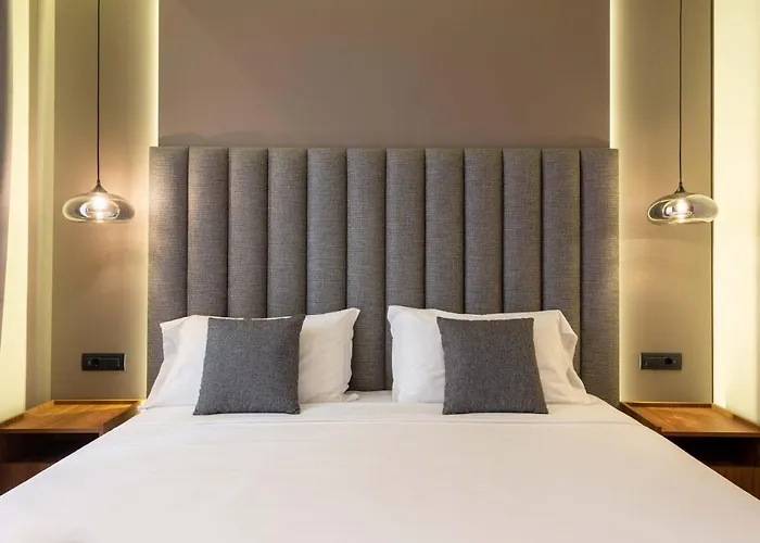 Elical Exclusive Private