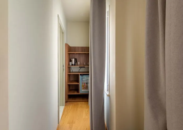 Elical Exclusive Private Guest house