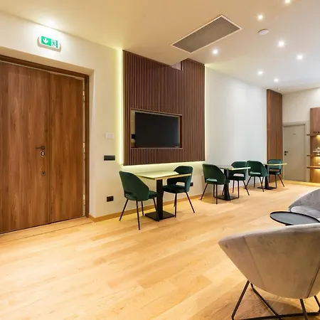 Elical Exclusive Private 4*