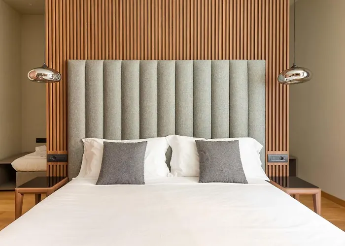 Elical Exclusive Private